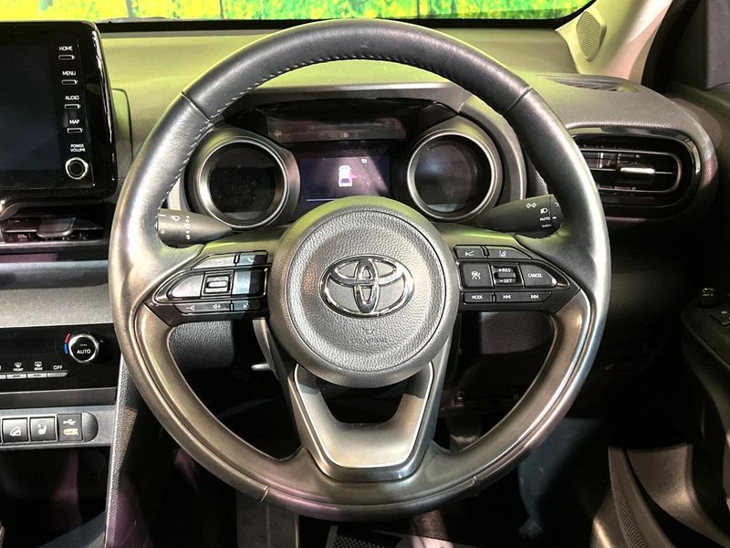 2022 Toyota Yaris Cross 6AA-MXPJ15 (UW-6a8e5a52d89a5)[5]