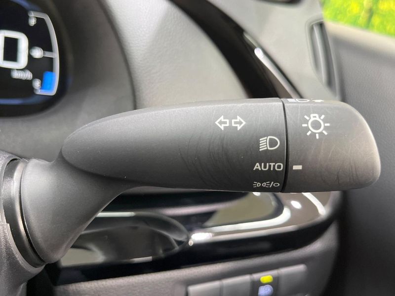 2022 Toyota Aqua 6AA-MXPK11 (UW-6a8e5a553ca36)[19]