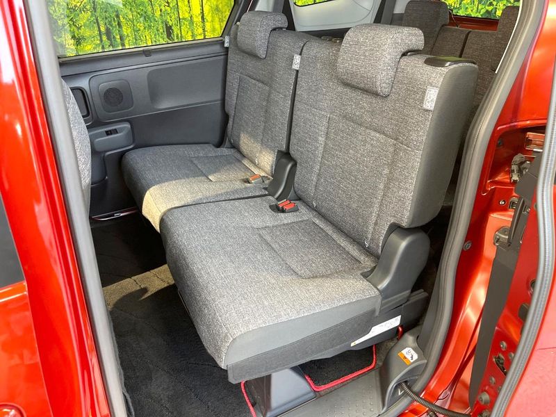 2022 Toyota Sienta 6AA-MXPL10G (UW-6a8e5a59d0703)[23]