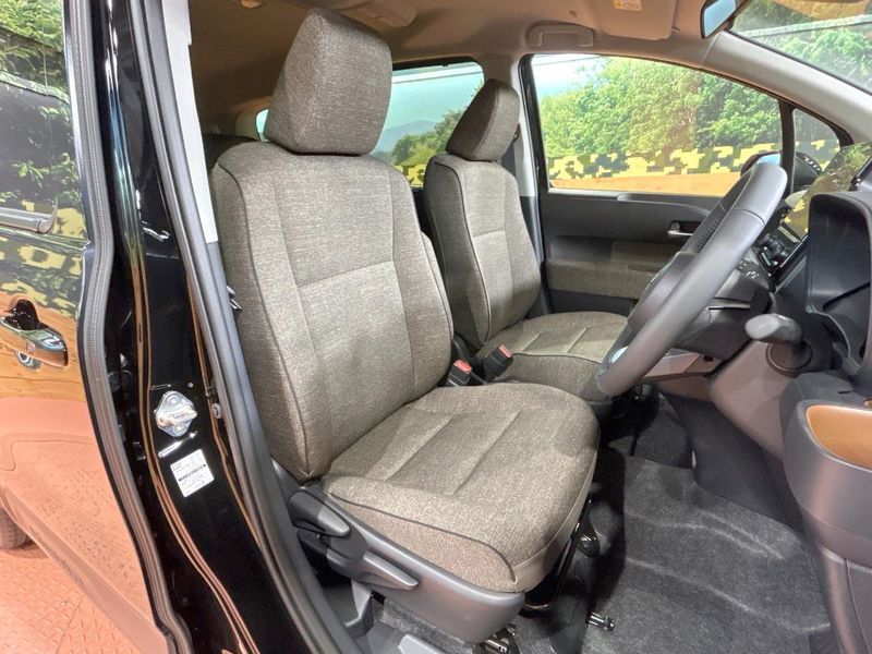 2026 Toyota Sienta 6AA-MXPL10G (UW-6a8e5a60ac62b)[20]
