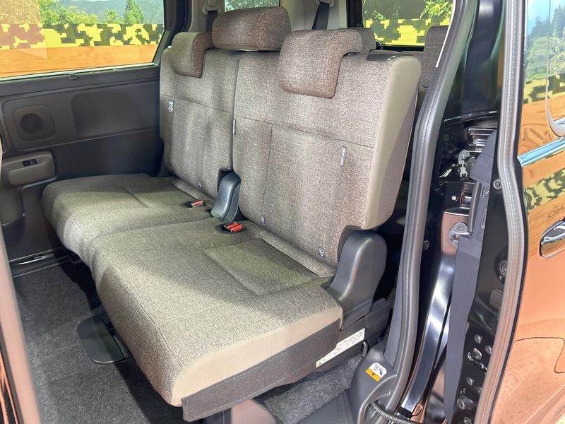 2026 Toyota Sienta 6AA-MXPL10G (UW-6a8e5a60ac62b)[25]