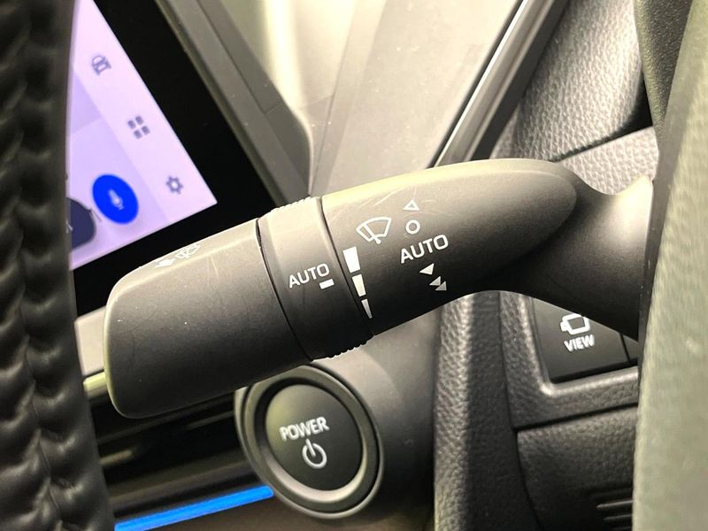 2024 Toyota Prius 6AA-MXWH60 (UW-6a8e5a7315f3c)[19]