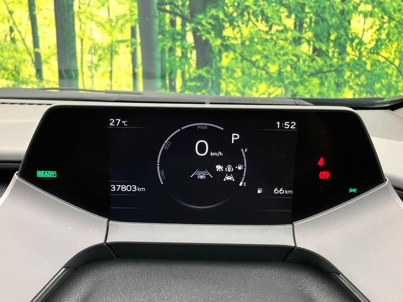 2024 Toyota Prius 6AA-MXWH60 (UW-6a8e5a7315f3c)[16]