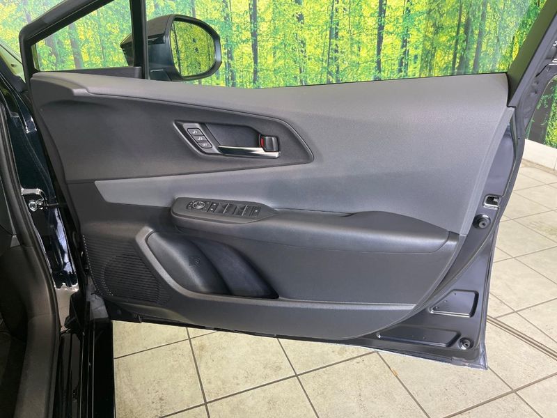 2024 Toyota Prius 6AA-MXWH60 (UW-6a8e5a740a77b)[25]