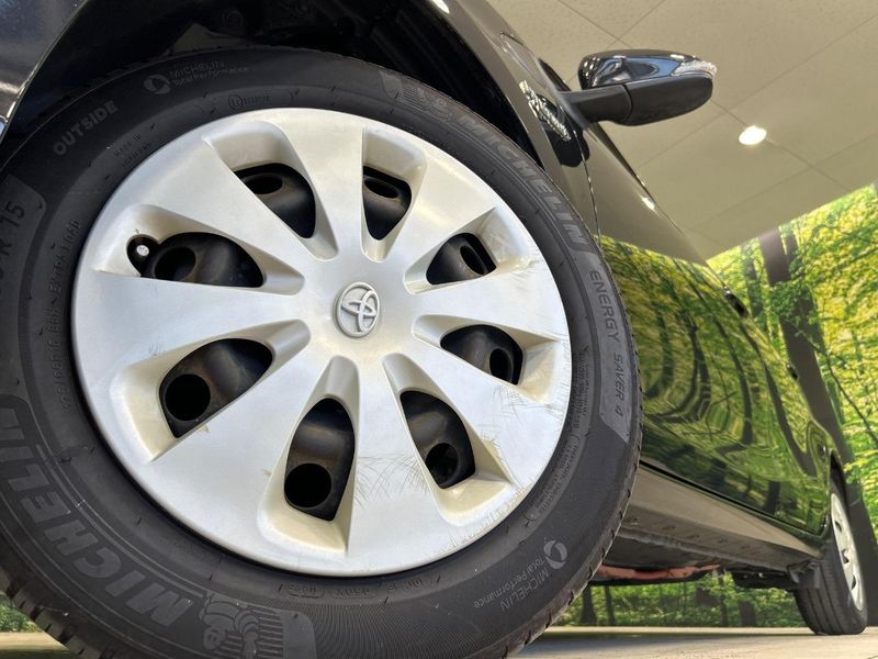 2014 Toyota Aqua DAA-NHP10 (UW-6a8e5a8b85733)[11]