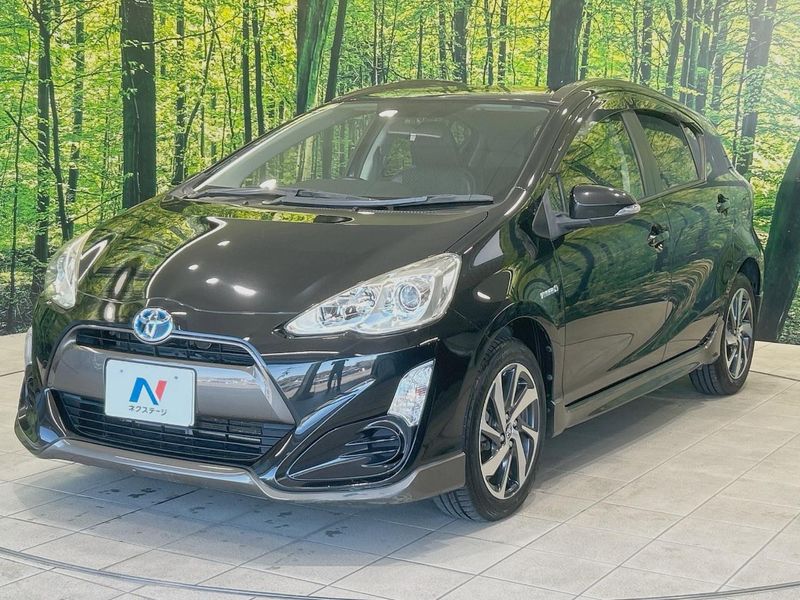 2014 Toyota Aqua DAA-NHP10 (UW-6a8e5a920873a)[5]