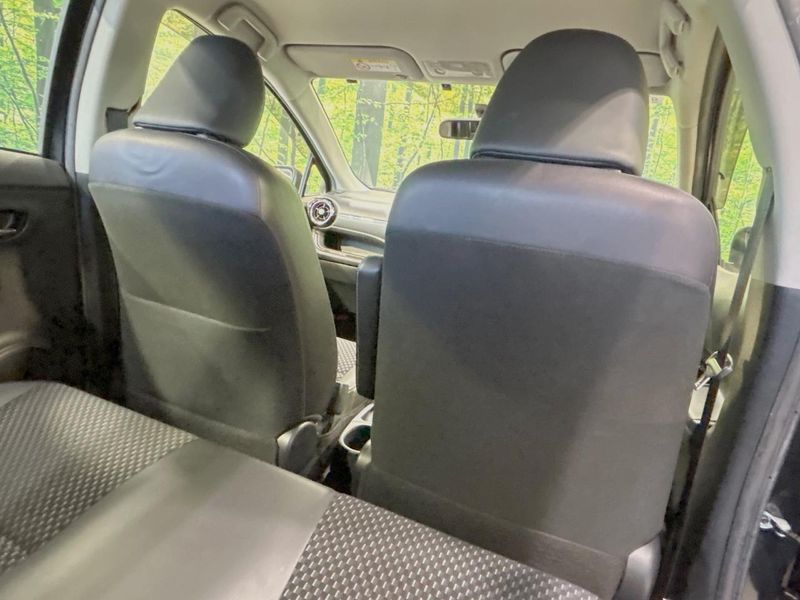 2014 Toyota Aqua DAA-NHP10 (UW-6a8e5a920873a)[20]