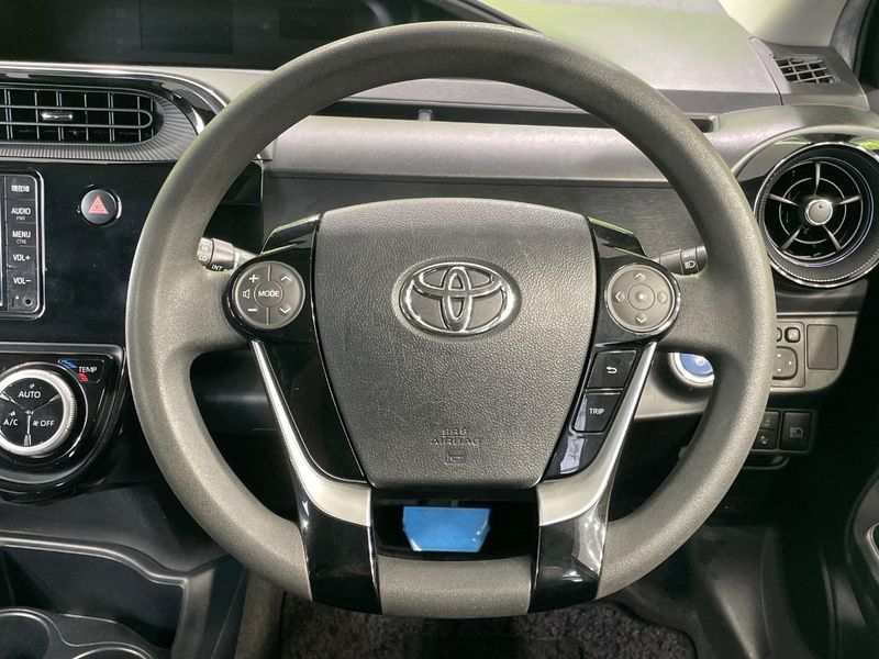 2019 Toyota Aqua DAA-NHP10 (UW-6a8e5a9906410)[29]