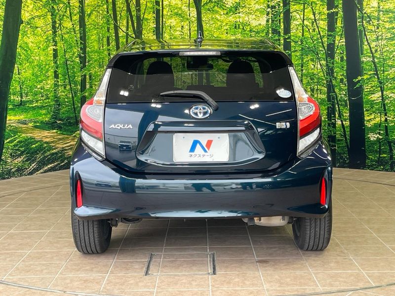 2019 Toyota Aqua DAA-NHP10 (UW-6a8e5a9906410)[14]