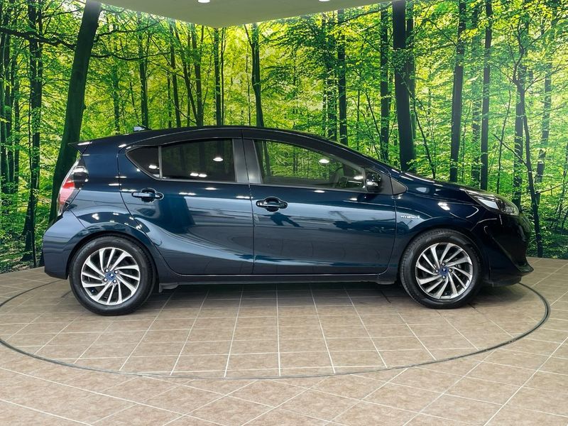 2019 Toyota Aqua DAA-NHP10 (UW-6a8e5a9906410)[16]