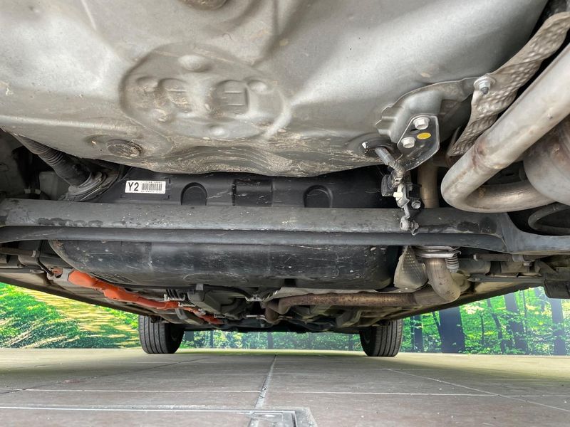 2019 Toyota Aqua DAA-NHP10 (UW-6a8e5a9906410)[20]