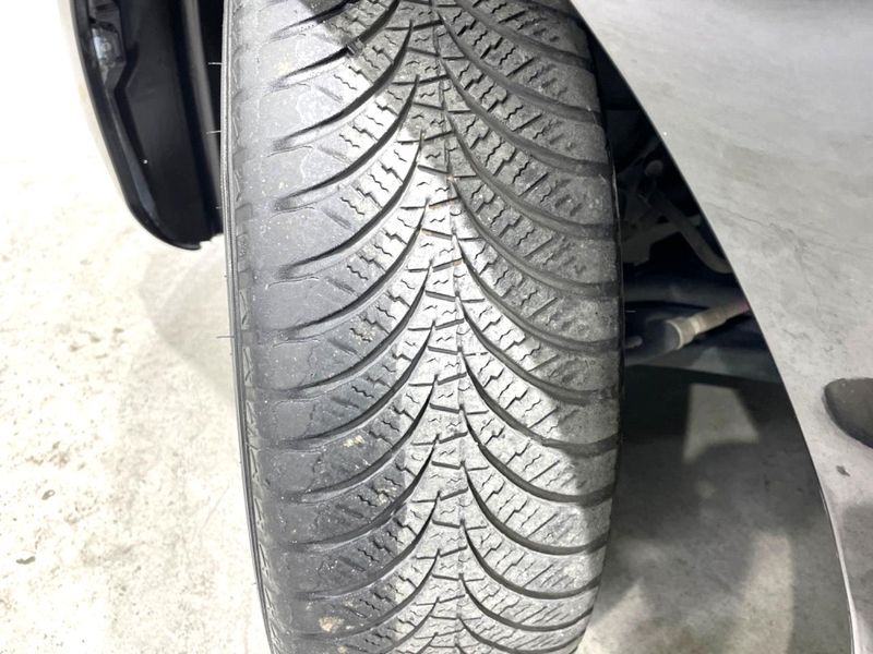 2016 Toyota Sienta DBA-NSP170G (UW-6a8e5aa18bf2b)[7]