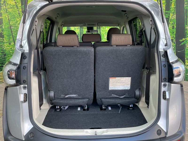 2016 Toyota Sienta DBA-NSP170G (UW-6a8e5aa1da4b3)[19]
