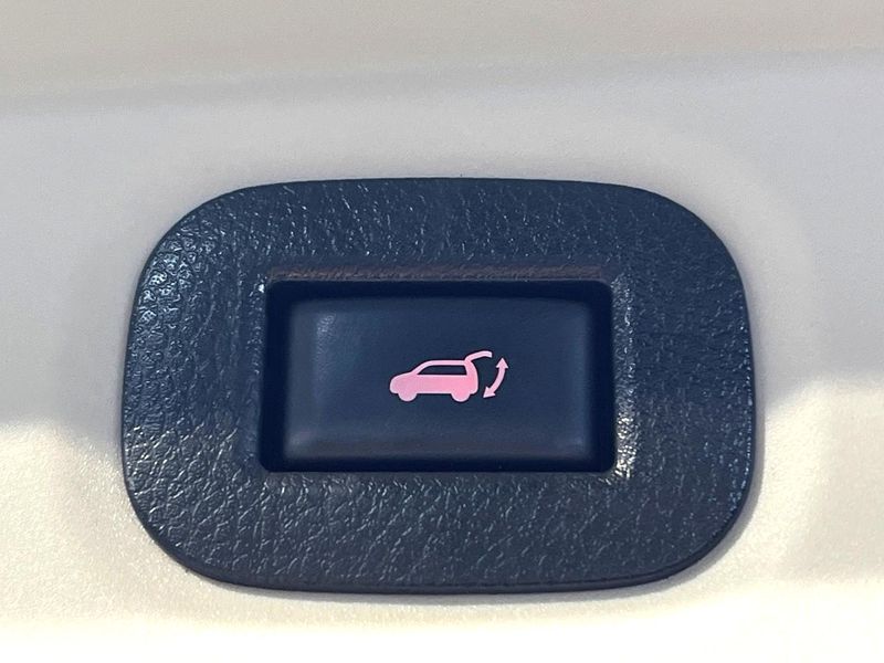2019 Nissan X-Trail DBA-NT32 (UW-6a8e5aaeca80f)[29]