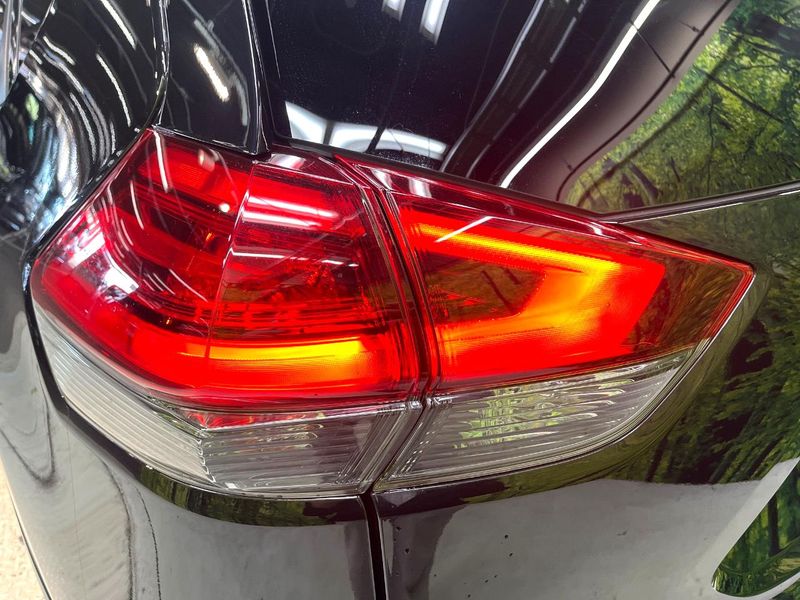 2019 Nissan X-Trail DBA-NT32 (UW-6a8e5aaeca80f)[16]