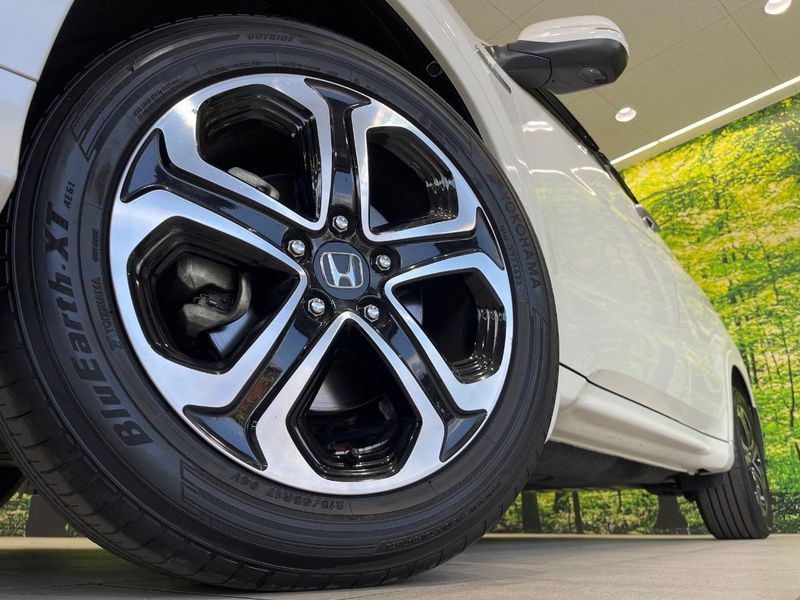 2015 Honda Vezel DAA-RU3 (UW-6a8e5ac2db8e7)[10]