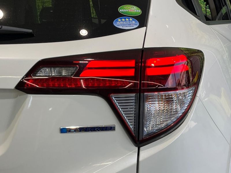 2015 Honda Vezel DAA-RU3 (UW-6a8e5ac2db8e7)[25]
