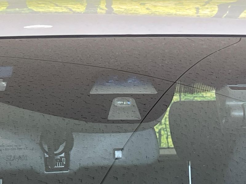 2015 Honda Vezel DAA-RU3 (UW-6a8e5ac2db8e7)[22]