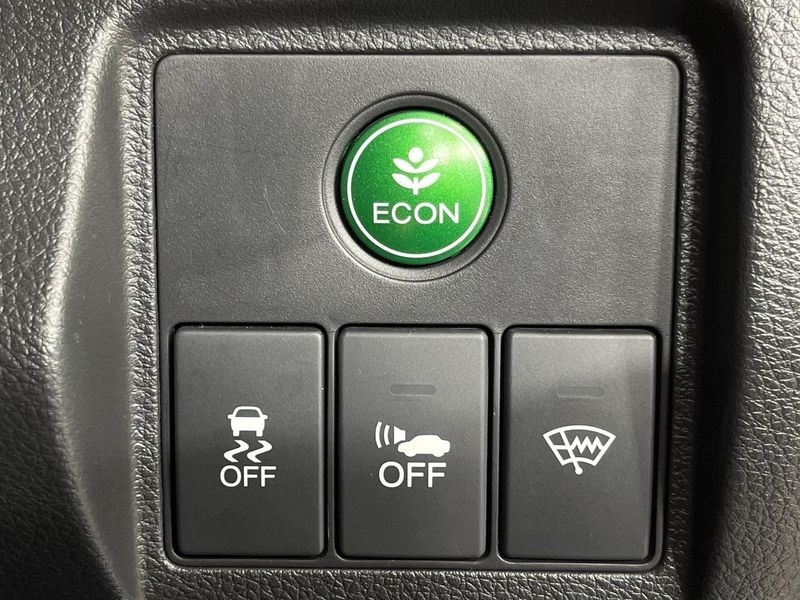 2015 Honda Vezel DAA-RU4 (UW-6a8e5ac77aaa2)[13]