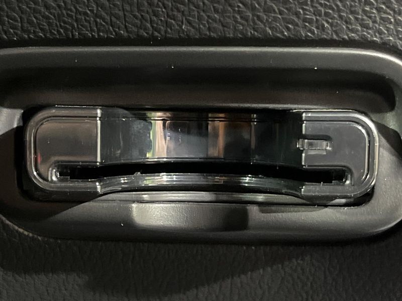 2015 Honda Vezel DAA-RU4 (UW-6a8e5ac77aaa2)[18]