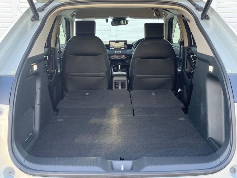 2022 Honda Vezel 6AA-RV5 (UW-6a8e5acd75c16)[21]