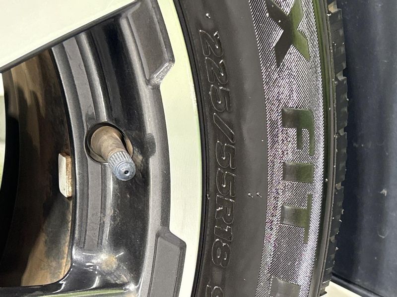 2018 Subaru Forester 5AA-SKE (UW-6a8e5ae72728f)[13]