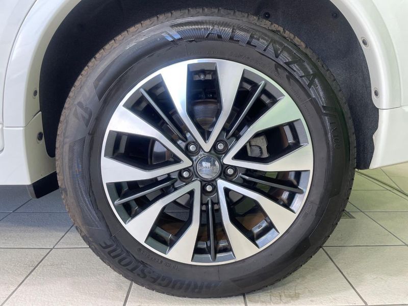 2015 Nissan X-Trail DBA-T32 (UW-6a8e5af18124b)[10]