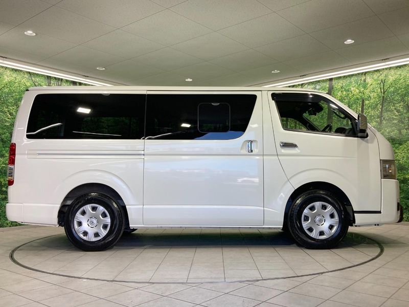 2022 Toyota Hiace Van 3BF-TRH200V (UW-6a8e5af849b5f)[9]