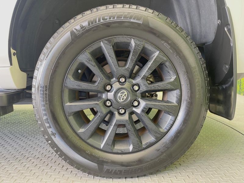 2023 Toyota Land Cruiser Prado 3BA-TRJ150W (UW-6a8e5afb8b51a)[12]
