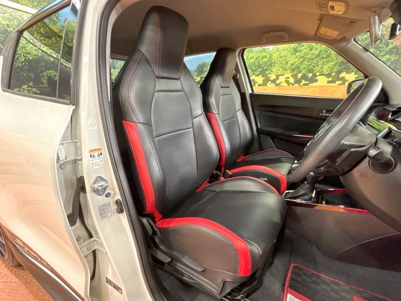 2018 Suzuki Swift Sport CBA-ZC33S (UW-6a8e5b37a94ad)[22]