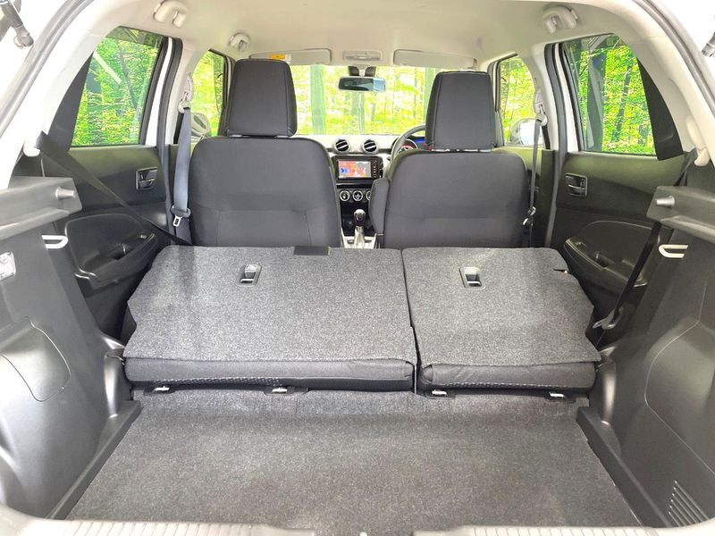 2018 Suzuki Swift DBA-ZC83S (UW-6a8e5b3ab0aa1)[27]
