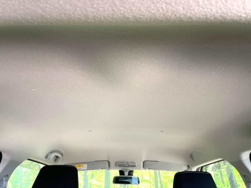2018 Suzuki Swift DBA-ZC83S (UW-6a8e5b3ab0aa1)[25]