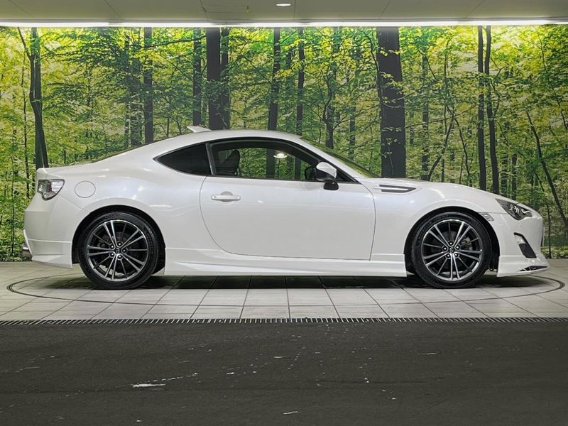2012 Toyota 86 DBA-ZN6 (UW-6a8e5b3e3f21e)[7]
