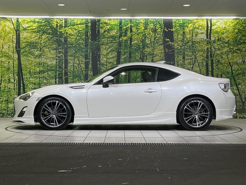 2012 Toyota 86 DBA-ZN6 (UW-6a8e5b3e3f21e)[11]