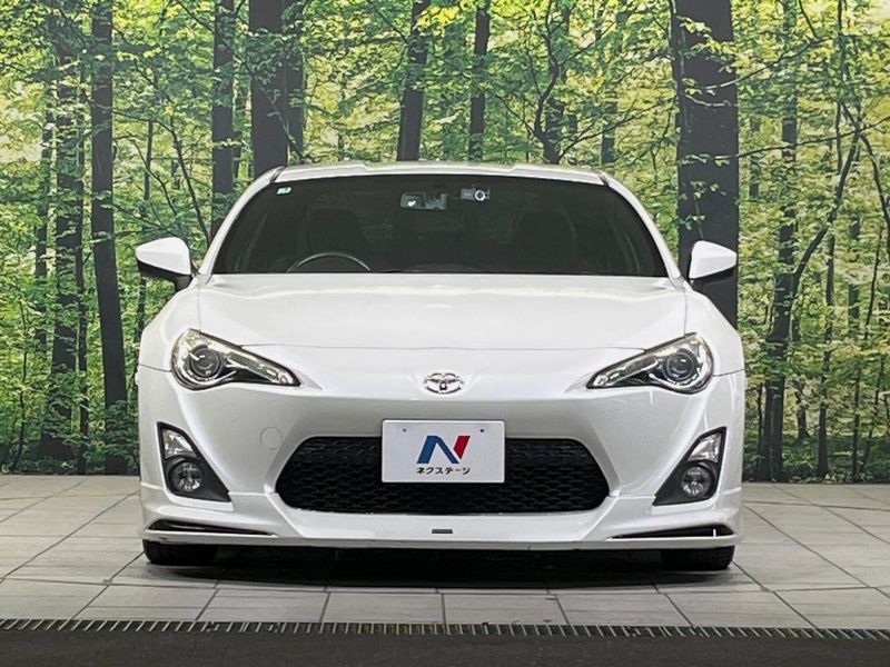 2012 Toyota 86 DBA-ZN6 (UW-6a8e5b3e3f21e)[4]