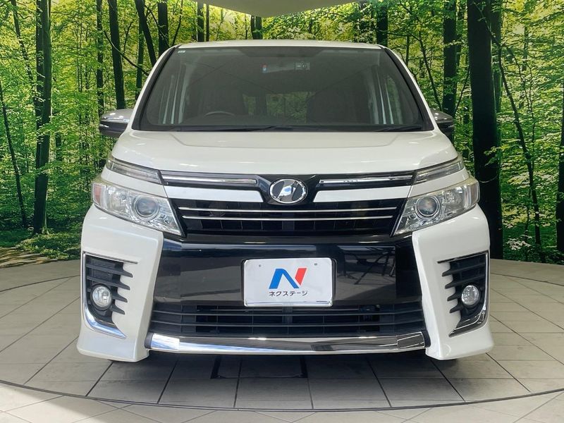 2015 Toyota Voxy DBA-ZRR80W (UW-6a8e5b4445a55)[10]