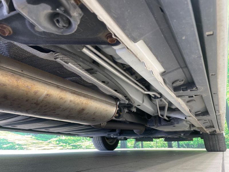 2015 Toyota Voxy DBA-ZRR80W (UW-6a8e5b4445a55)[24]