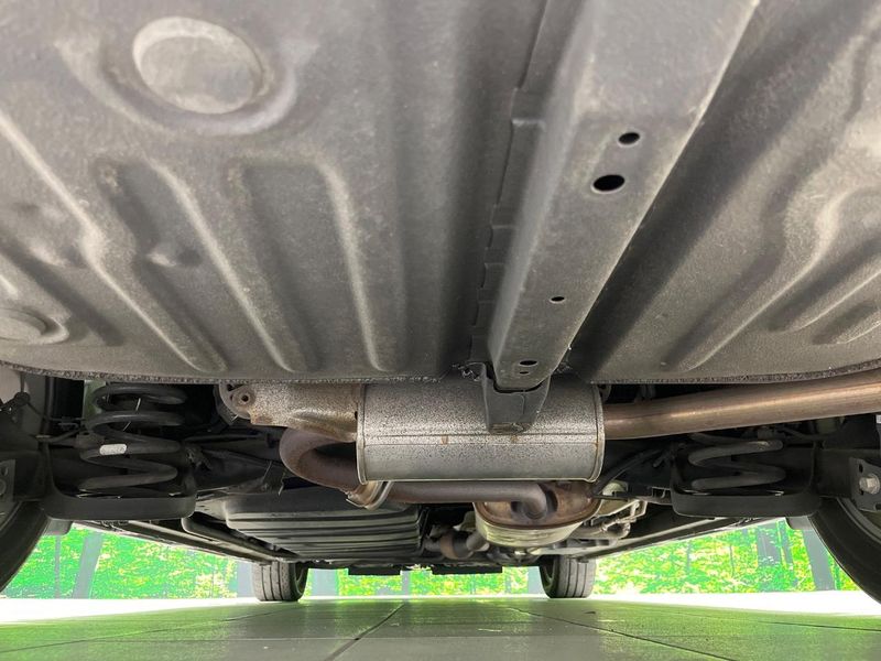 2018 Toyota Voxy DBA-ZRR80W (UW-6a8e5b4943e70)[26]