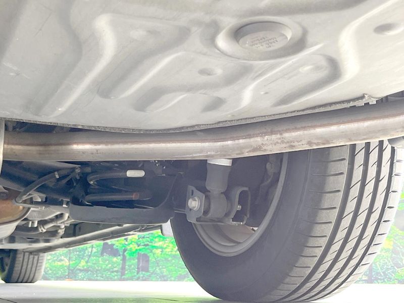 2018 Toyota Voxy DBA-ZRR80W (UW-6a8e5b4b3c832)[16]