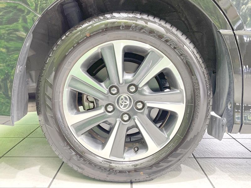 2018 Toyota Voxy DBA-ZRR80W (UW-6a8e5b4b3c832)[29]