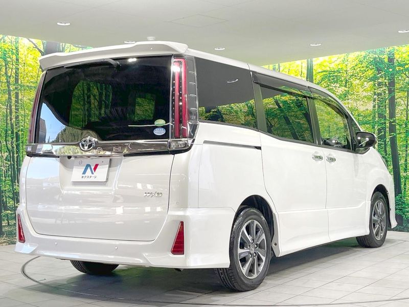 2019 Toyota Noah DBA-ZRR80W (UW-6a8e5b4b72e7f)[17]