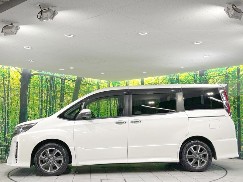 2019 Toyota Noah DBA-ZRR80W (UW-6a8e5b4b72e7f)[8]
