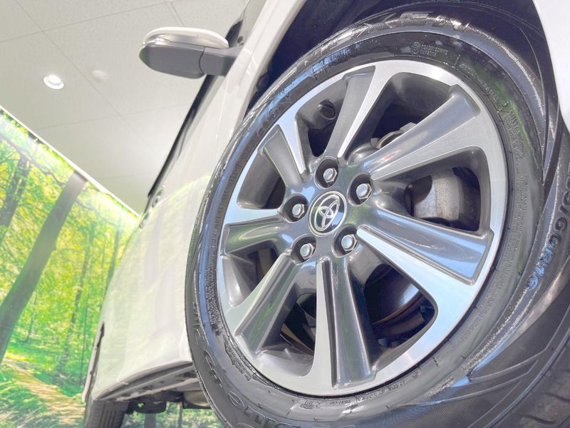 2019 Toyota Noah DBA-ZRR80W (UW-6a8e5b4b72e7f)[23]