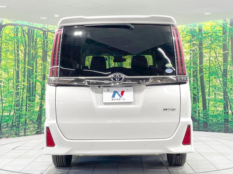 2019 Toyota Noah DBA-ZRR80W (UW-6a8e5b4b72e7f)[10]