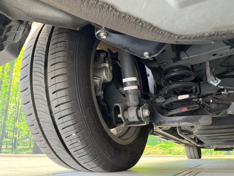 2020 Toyota Noah DBA-ZRR80W (UW-6a8e5b4da73f9)[24]