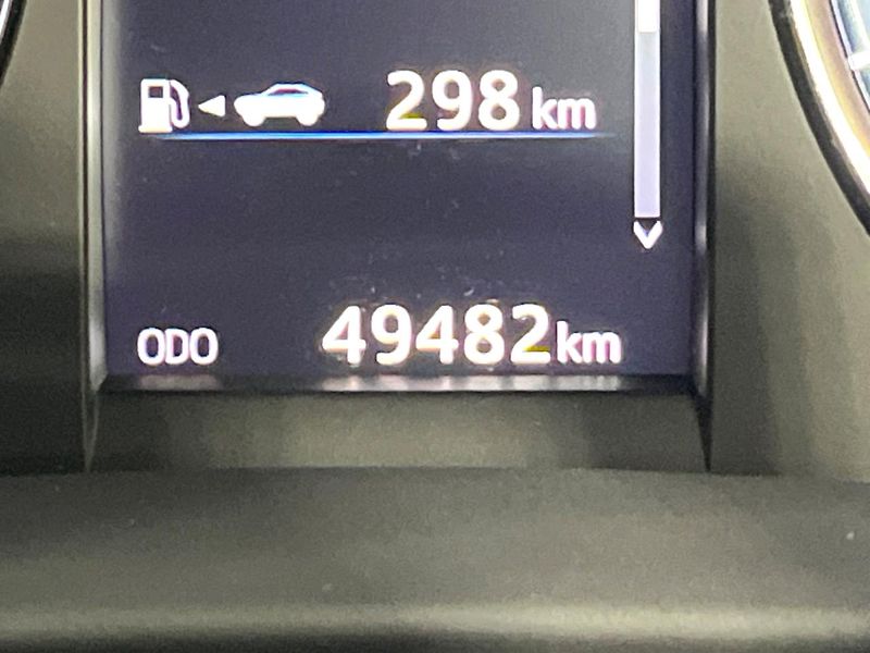 2015 Toyota Harrier DBA-ZSU60W (UW-6a8e5b549c0d1)[2]
