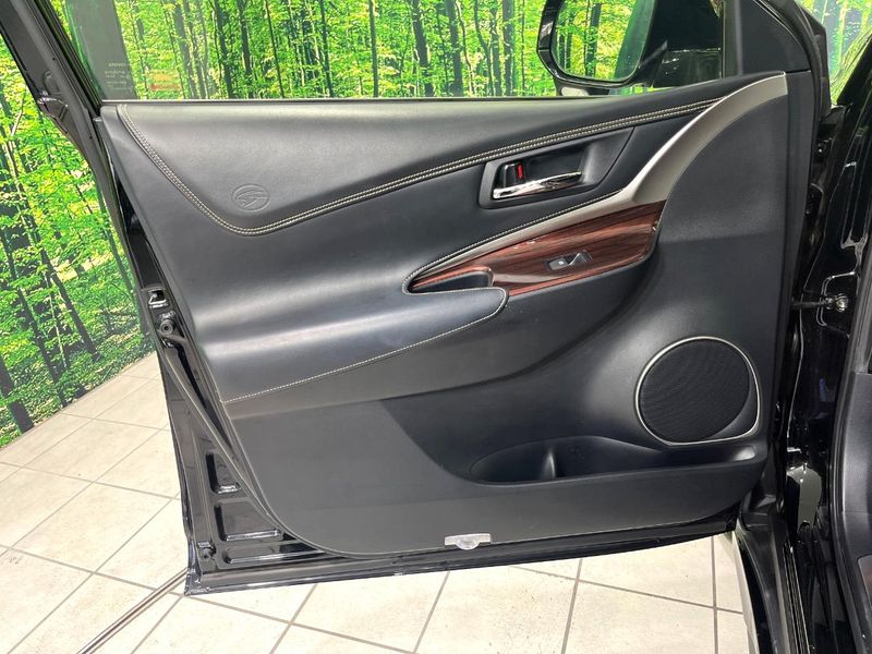 2015 Toyota Harrier DBA-ZSU60W (UW-6a8e5b549c0d1)[27]
