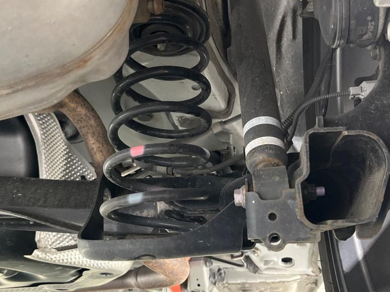 2024 Toyota Corolla Cross 6AA-ZVG13 (UW-6a8e5b5bdc666)[17]