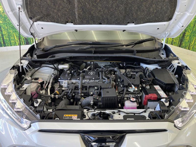 2024 Toyota Corolla Cross 6AA-ZVG13 (UW-6a8e5b5d906aa)[12]