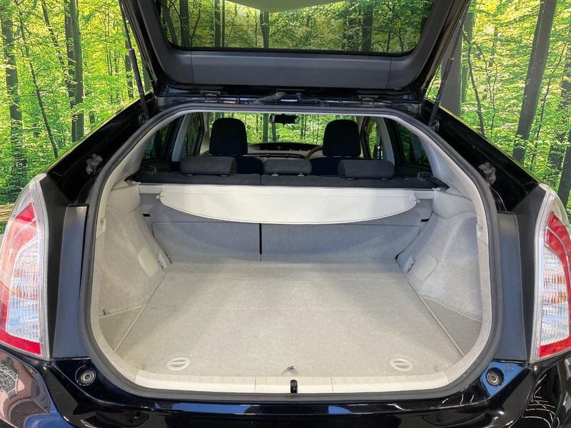2014 Toyota Prius DAA-ZVW30 (UW-6a8e5b66c8bd6)[18]